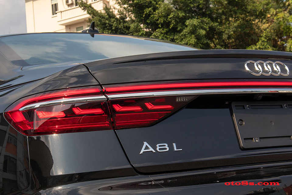 đèn sau AUDI A8L 2021