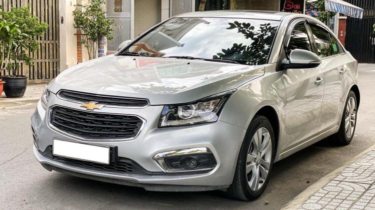 xe Chevrolet Cruze
