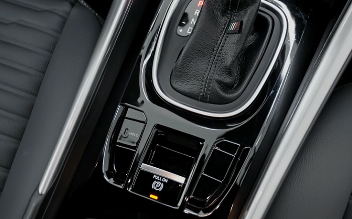 HỘP SỐ FIAT FASTBACK 2023