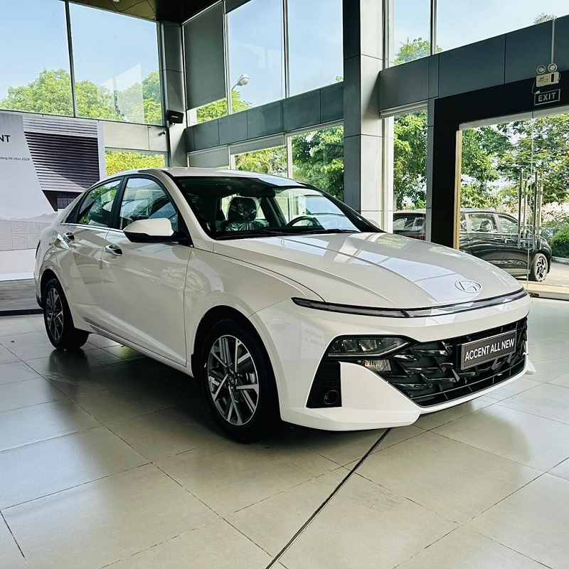 https://oto8s.com/uploads/files/Hyundai/Accent%202023/Accent%201.jpg