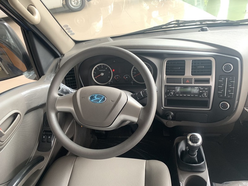 NỘI THẤT XE HYUNDAI H150 2023