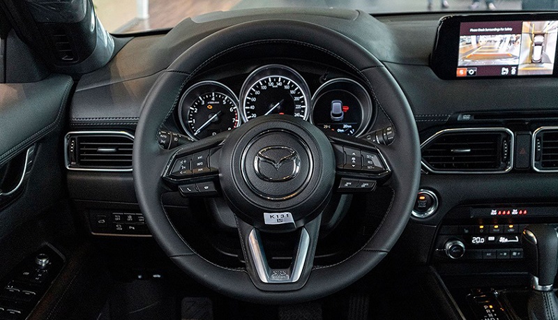 Vô lăng xe Mazda CX8 2023