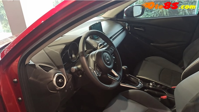 nội thất mazda 2 2023