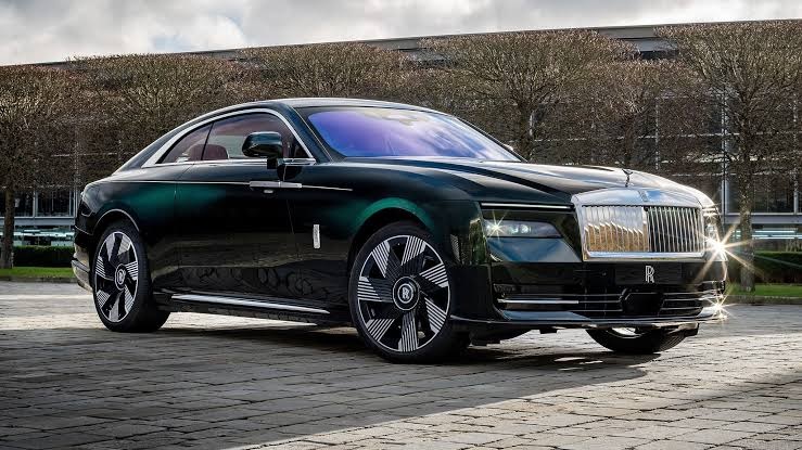 xe Rolls-Royce Spectre