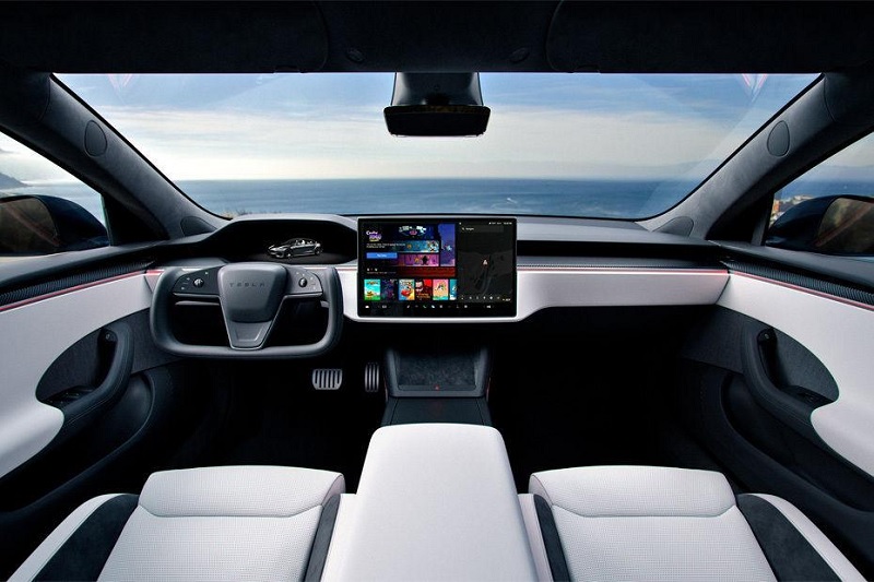 Tesla S