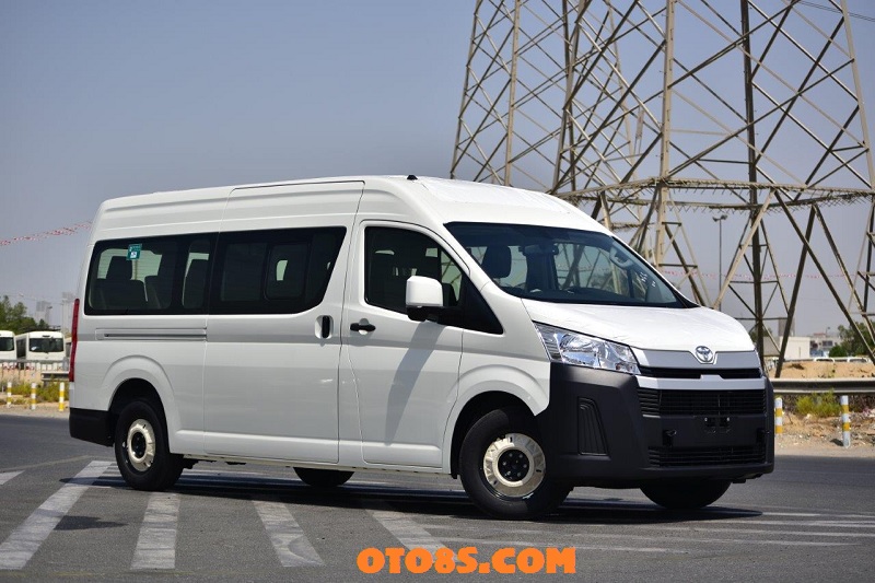 Hiace 2023 màu trắng