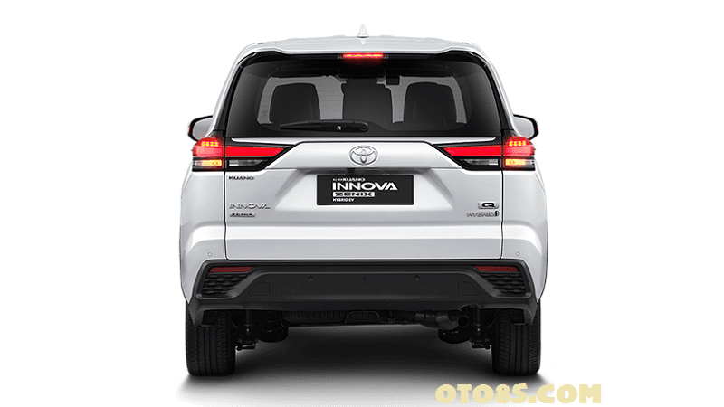 đít xe innova 2023