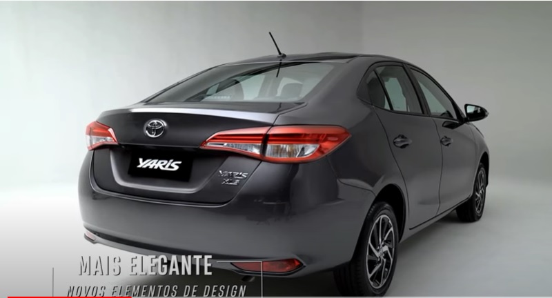 đuôi yaris 2023