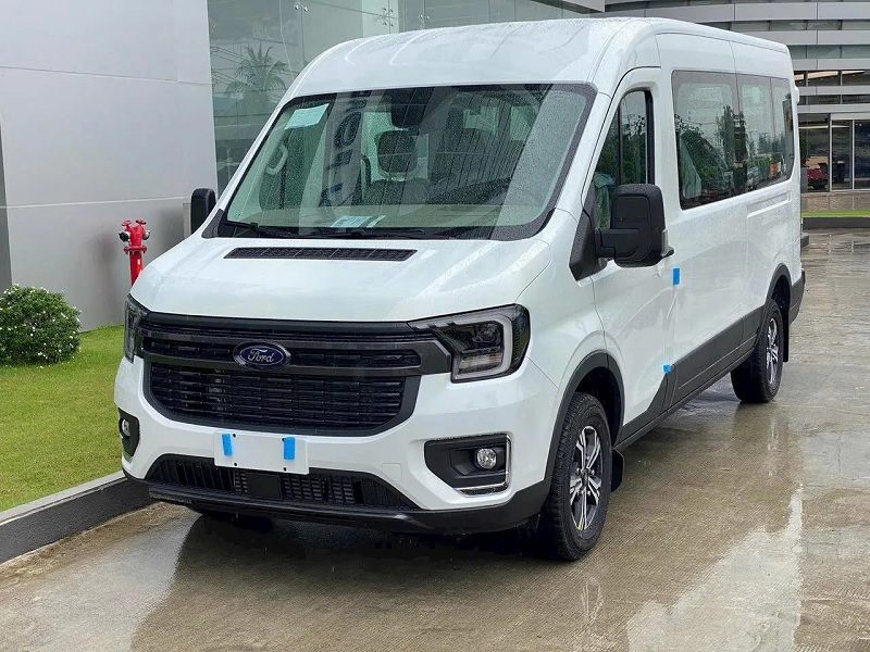 xe Ford Transit