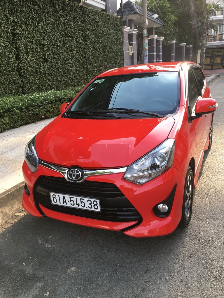 Cần bán xe Toyota Wigo 2018 full. tự động.