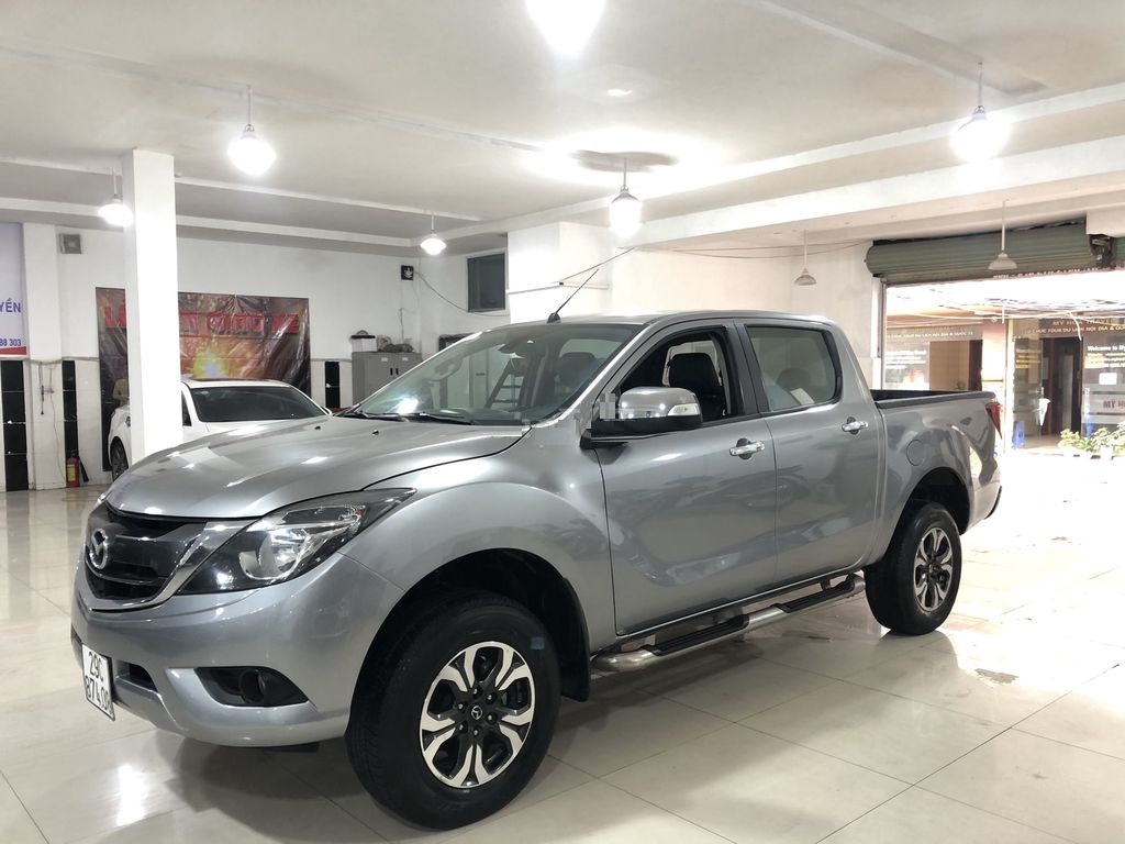 Bán Mazda BT 50 số tự động 2017 bao check test