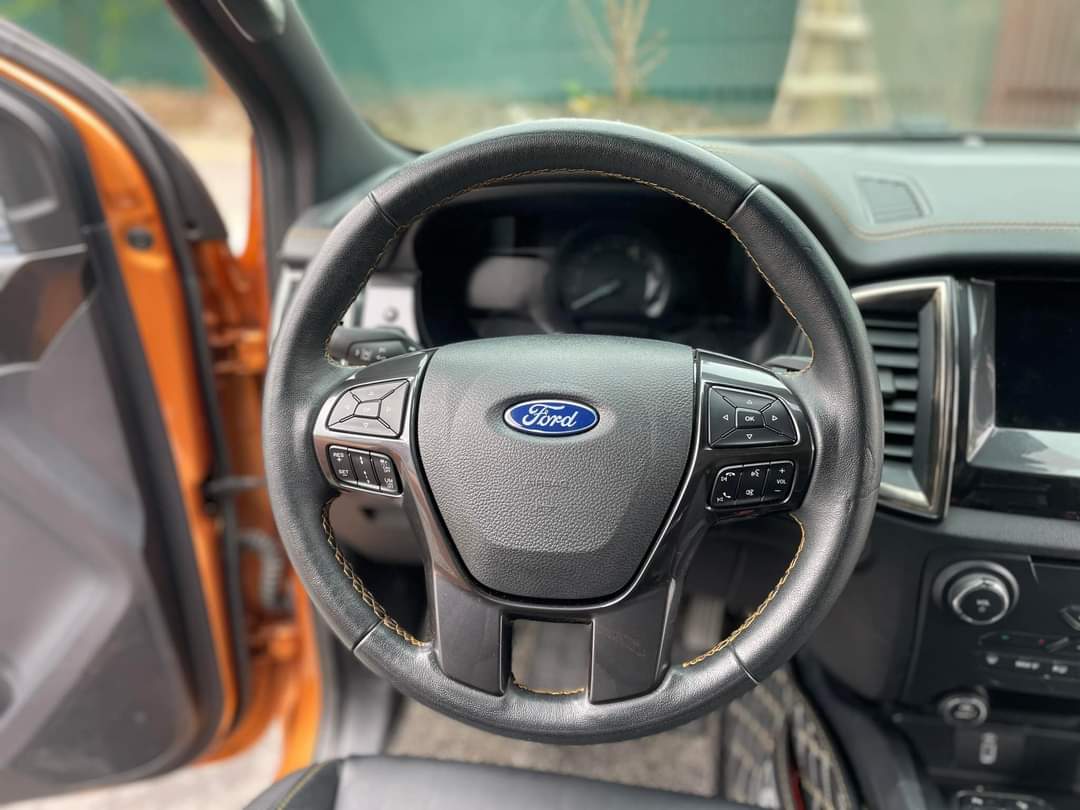Bán xe Ford Ranger wildtrack 2.0 4x4 đời 2019
