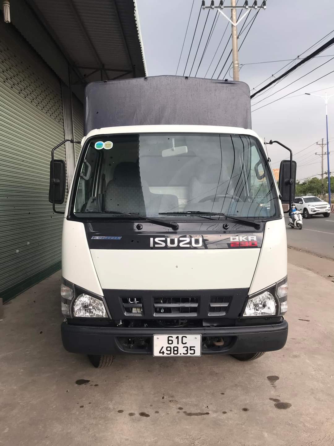 Bán xe isuzu QKR tải thùng bạt 2019