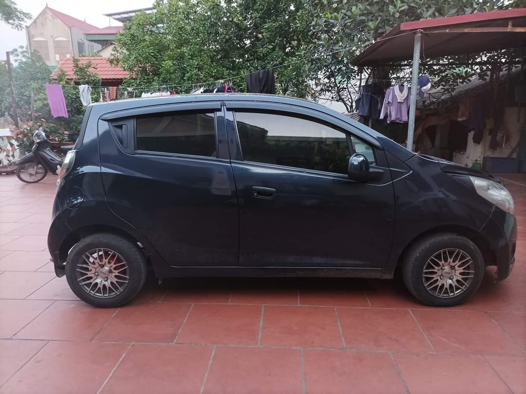 Chevrolet spark van đời 2011 màu đen biển Hưng Yên