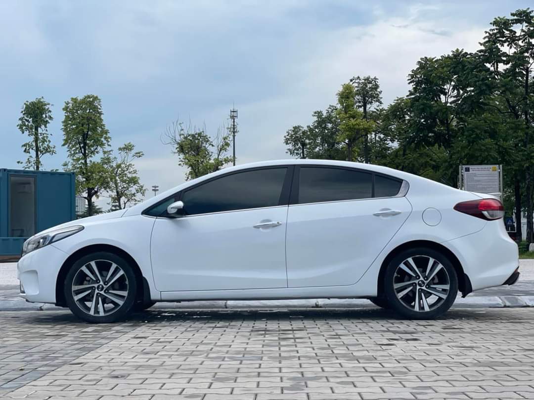 Kia Cerato 2017 phom 2018