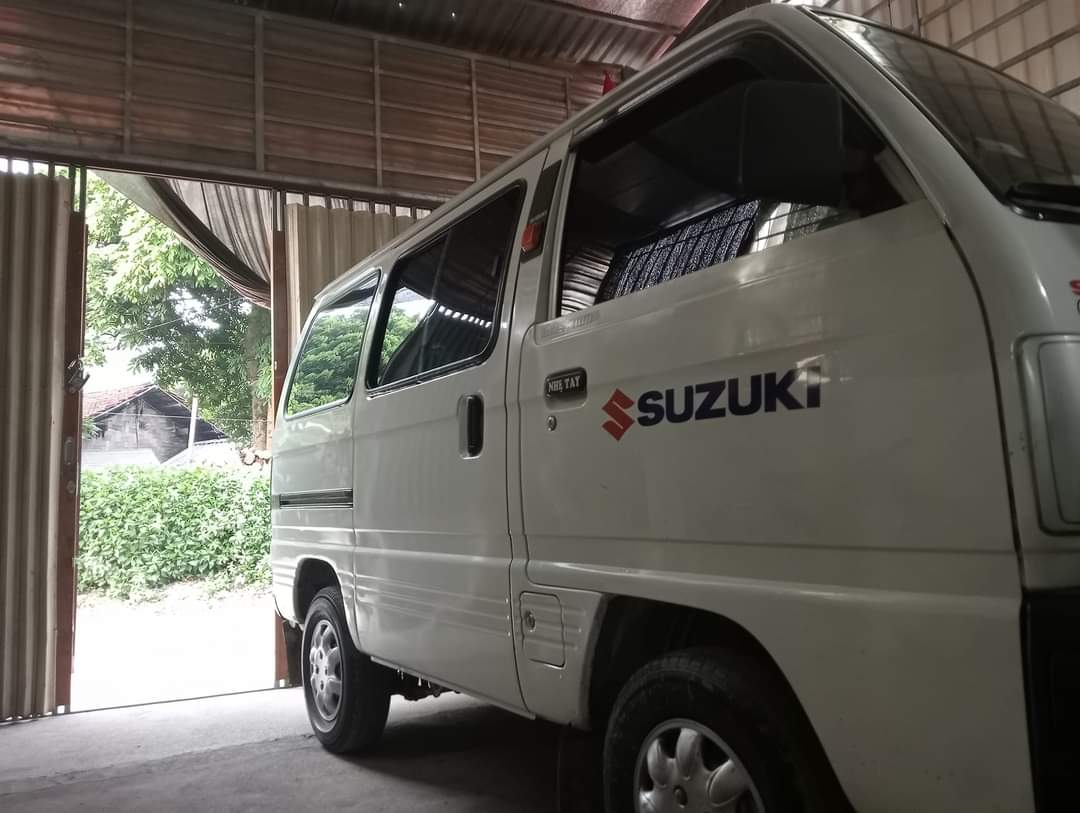 Bán xe Suzuki 7 chỗ blind van 2017