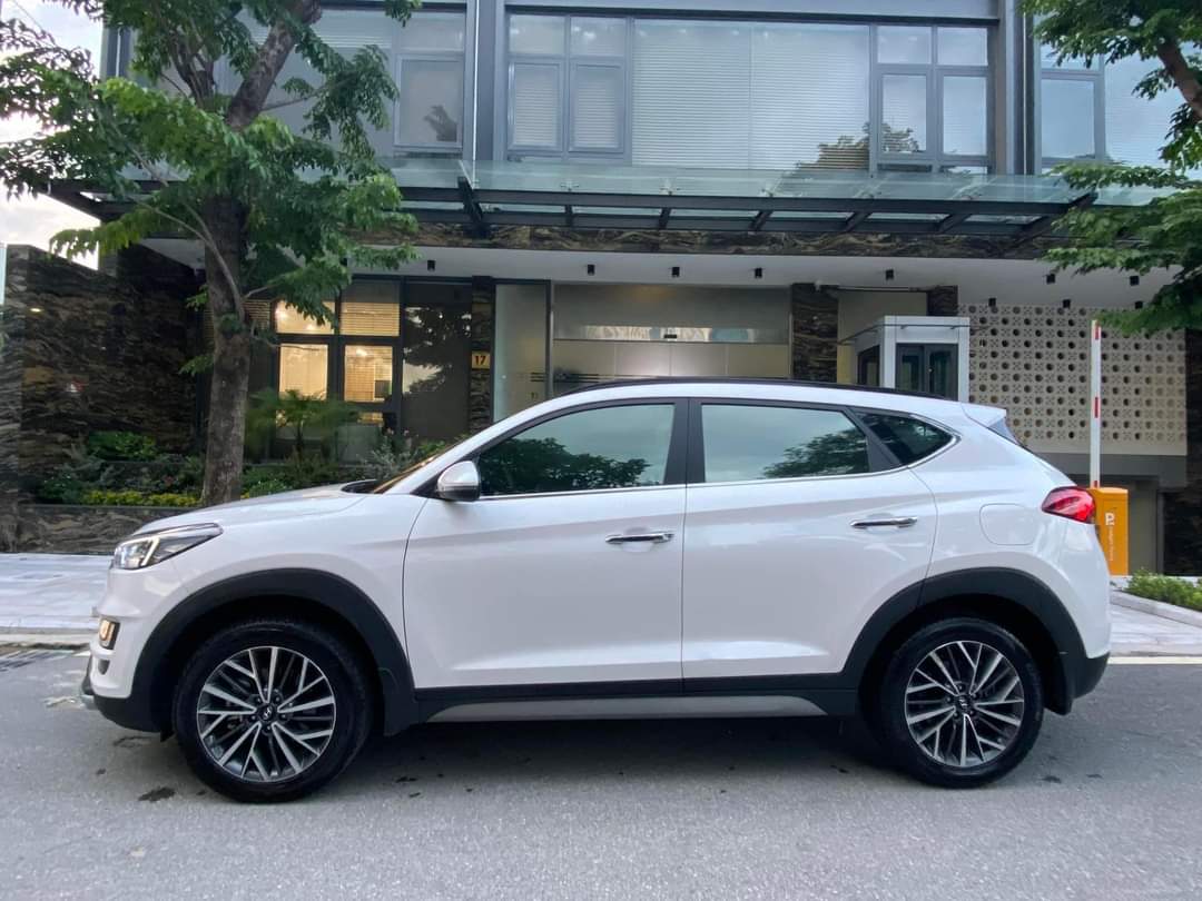 Hyundai Tucson 2020 bản đặc biệt biển Hà Nội