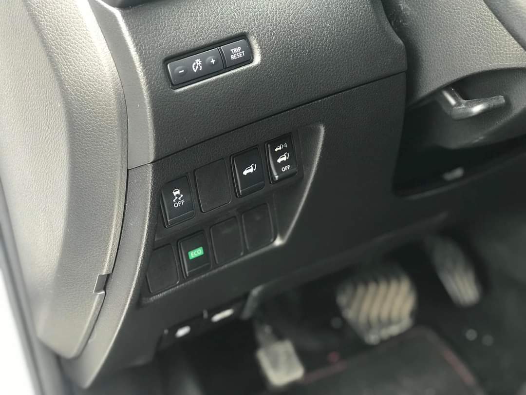 Nissan Xtrail 2019 bản 2.5 AT full xăng 2 cầu