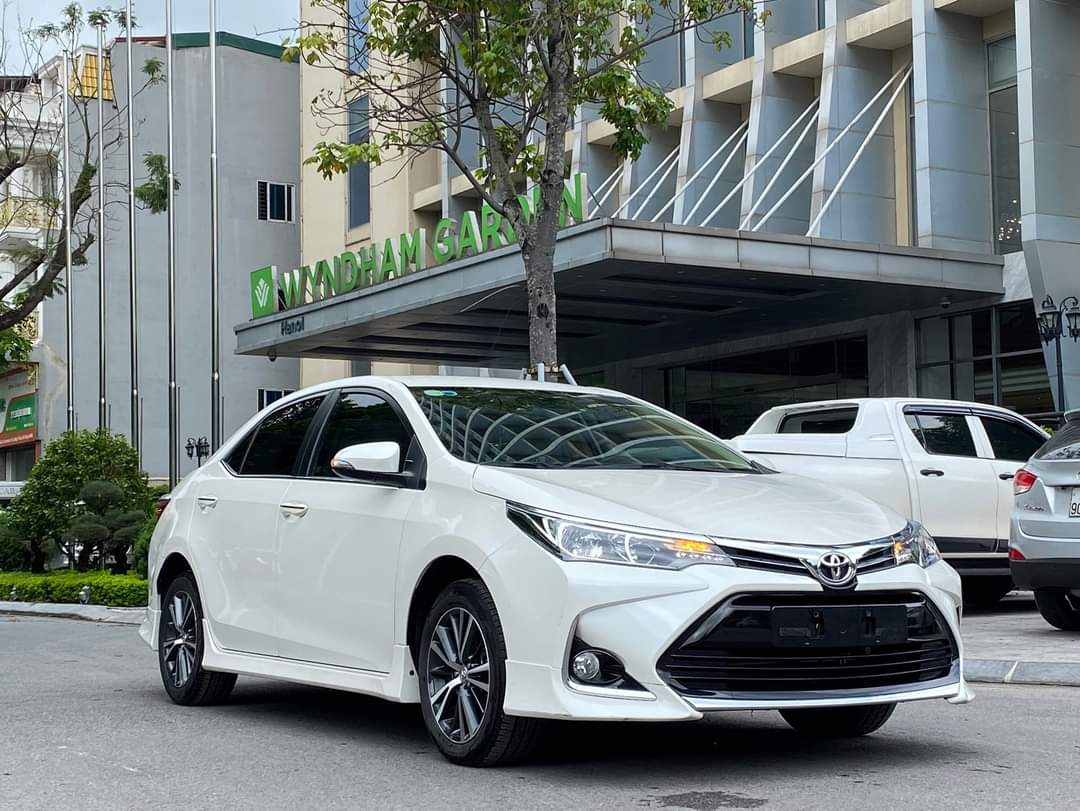 Toyota Altis 2020 bản 1.8 E biển tỉnh